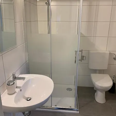 NringRooms Exit-Breidscheid Adenau Zimmer foto