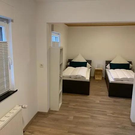 NringRooms Exit-Breidscheid Adenau Zimmer foto