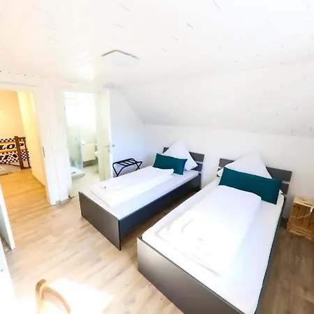 NringRooms Exit-Breidscheid Adenau Zimmer foto