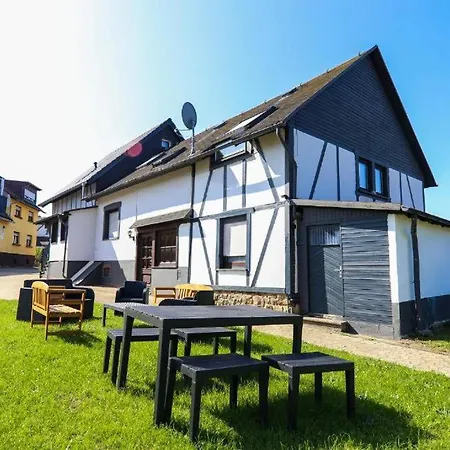 NringRooms Exit-Breidscheid Adenau Zimmer foto