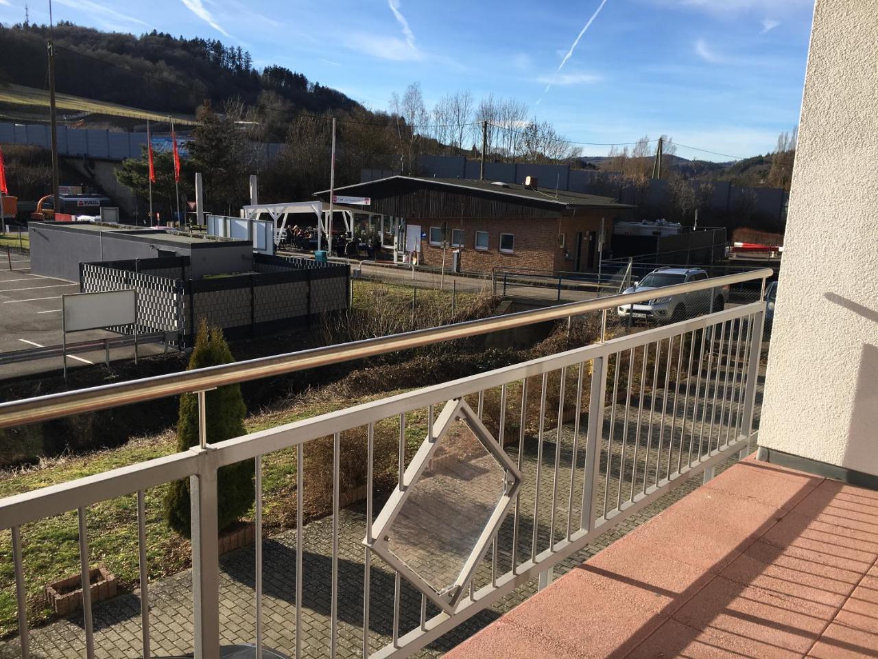 Nringrooms Exit-breidscheid * Adenau